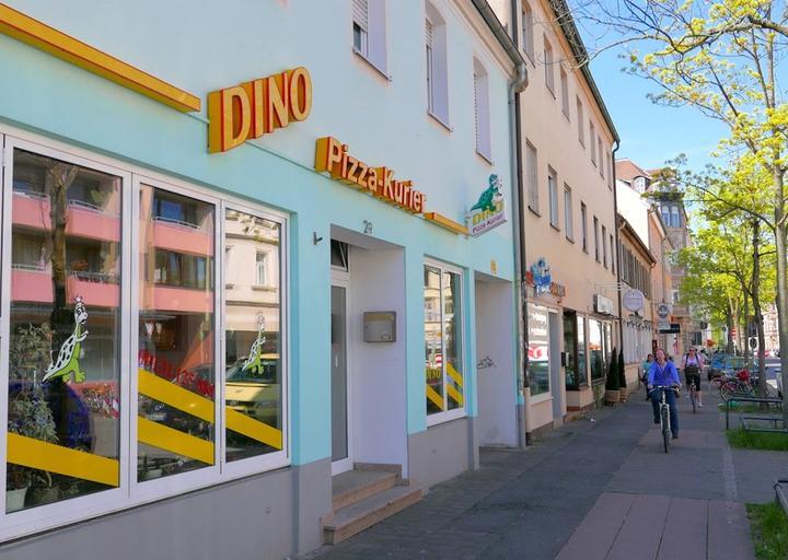 Pizza-Kurier Dino